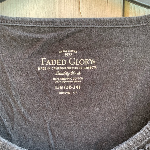 Faded Glory Black Top Large - Picture 2 of 3